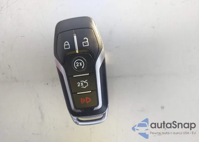 3FA6P0H98GR195693: 43692658