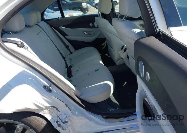 W1KZF8EBXMA903888: 43692673