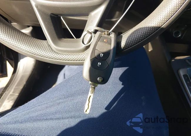 KL77LFE26RC029577: 43691724