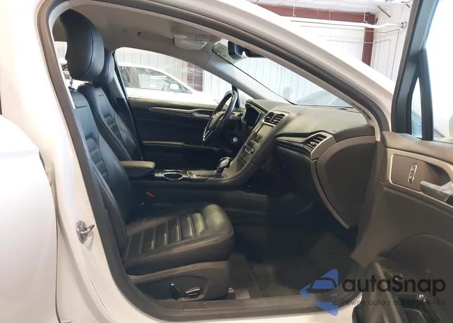 3FA6P0LU5DR219326: 43691744