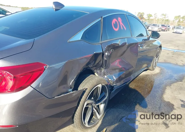 1HGCV1F3XKA008000: 43691773