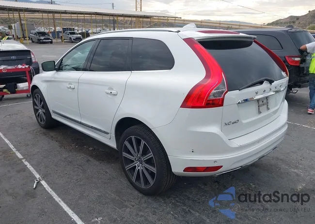 YV440MDM4G2808885: 43691993