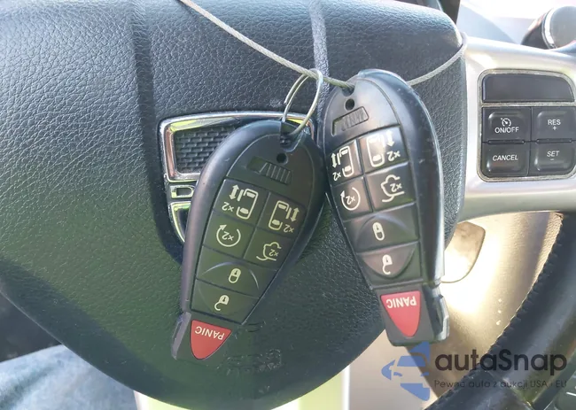 2C4RDGDG1CR247100: 43693204