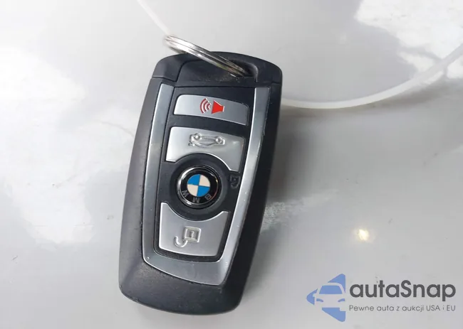 WBA8E3G56GNU03563: 43693334