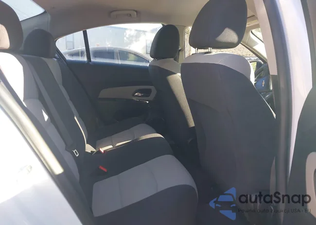 1G1PA5SH2F7153466: 43693414