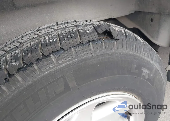 1FBNE3BL5ADA88624: 43693502