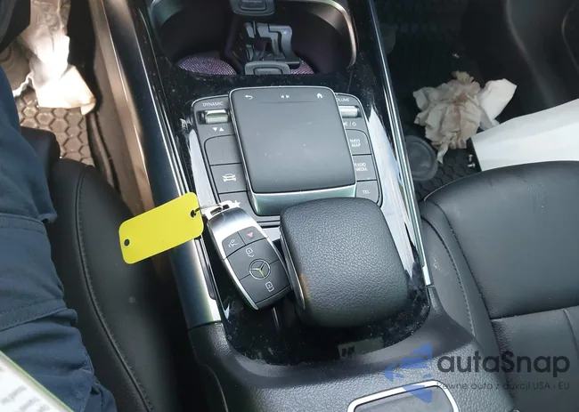 W1N4N4HB5NJ408858: 43692927