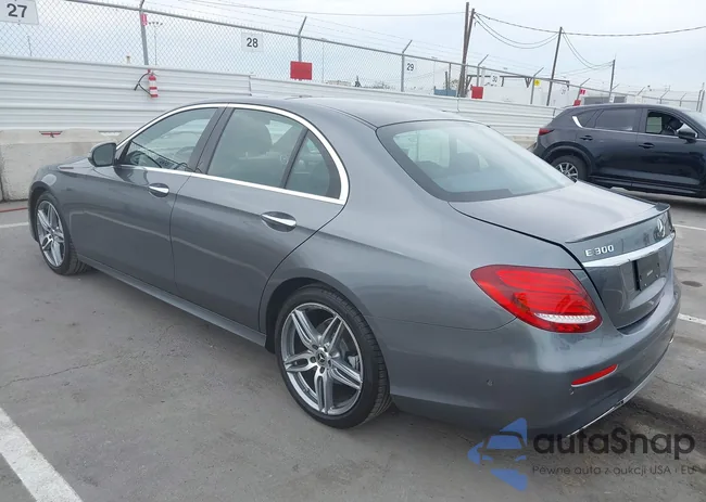 WDDZF4JB0HA287784: 43692990