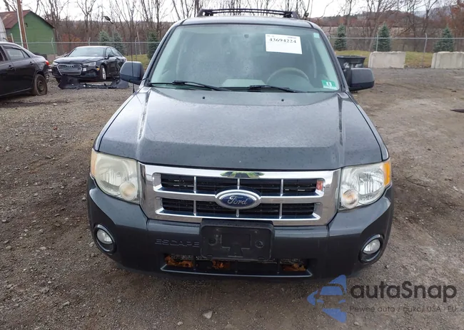 1FMCU93178KB52119: 43694224