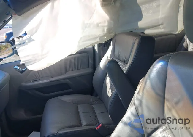 5FNRL38718B104835: 43694353