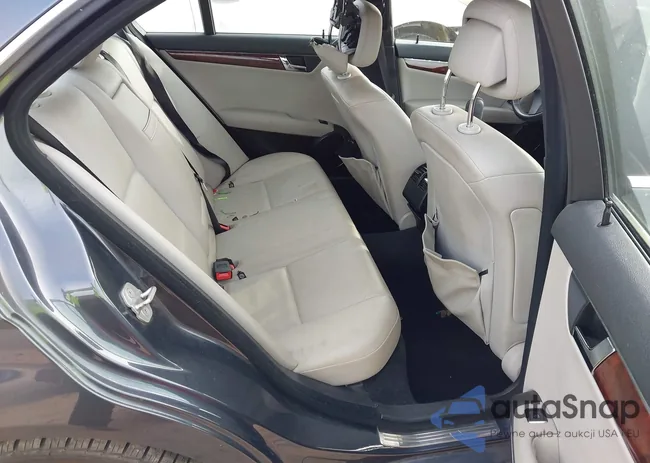 WDDGF5EB5BA503921: 43694475