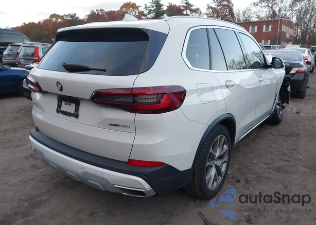 5UXCR6C09M9E79054: 43694497