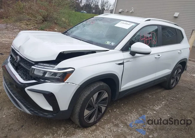 3VVUX7B20RM069268: 43694642