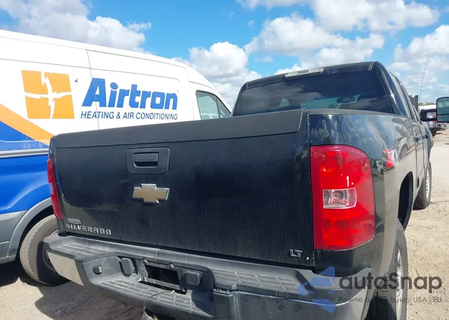 1GCHK23K08F209804: 43693849