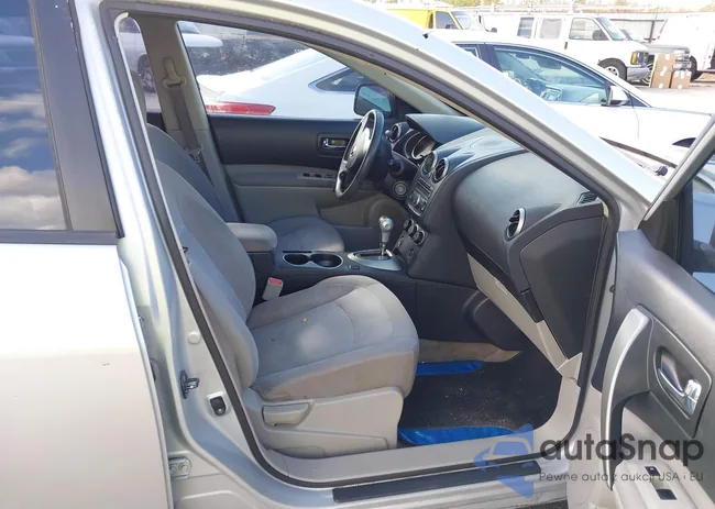 JN8AS5MTXDW043610: 43693888