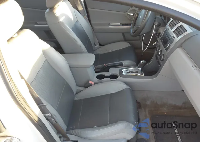 1B3LC56K48N616830: 43695133