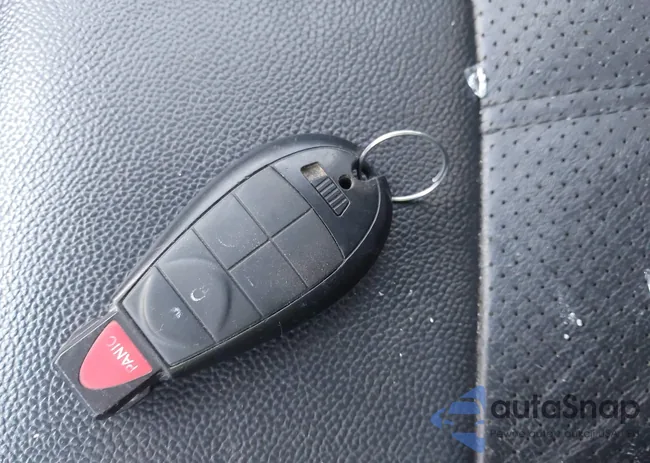 2C4RC1CG7CR143566: 43695204