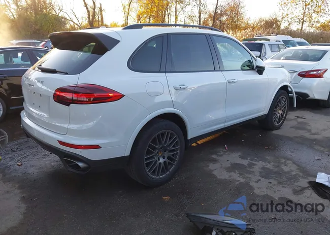 WP1AA2A2XHKA88888: 43695322