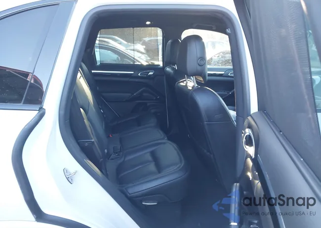 WP1AA2A2XHKA88888: 43695322