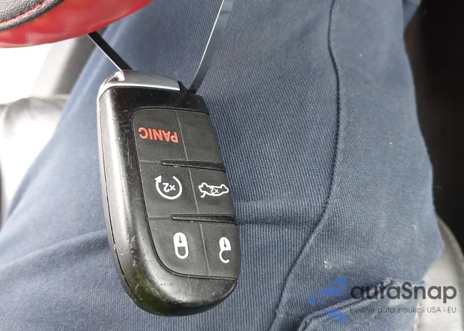 2C3CDXB64LH143803: 43695369