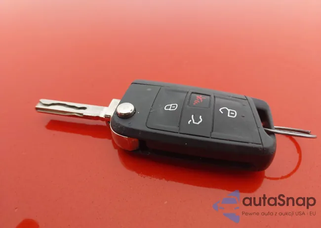 3VWC57BU2KM030346: 43695398