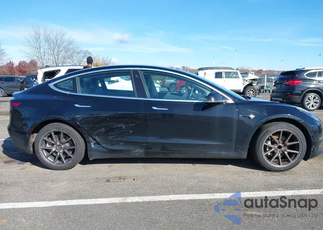 5YJ3E1EA2JF034501: 43695425