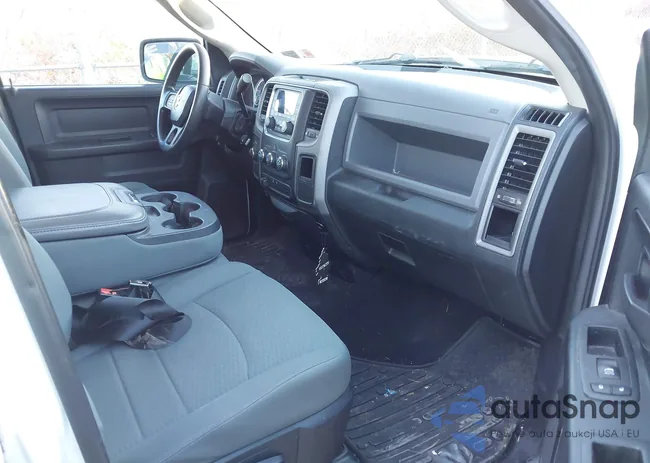 1C6RR7FT5ES196706: 43695471