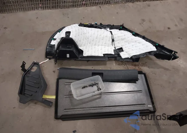 5NMJBCAE6PH196465: 43695618