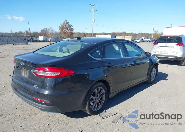 3FA6P0LU4KR157656: 43695663