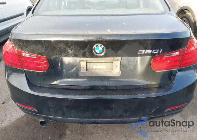 WBA3B1G58FNT06922: 43694853