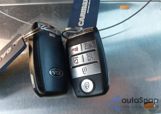 KNDMB5C11G6209459: 43694903