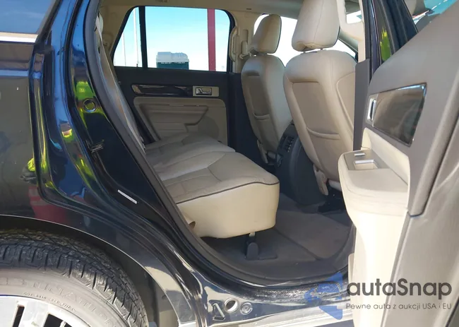 2LMDU68C58BJ28722: 43695070