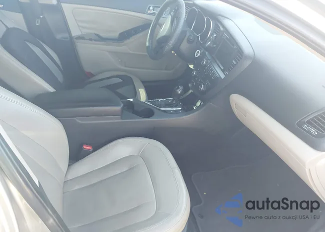 KNAGN4A73B5100700: 43696117