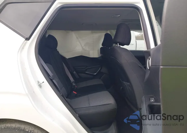 KNDJ33AUXP7858902: 43696119