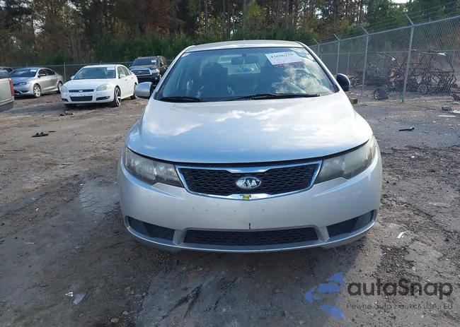 KNAFT4A27D5717090: 43696159