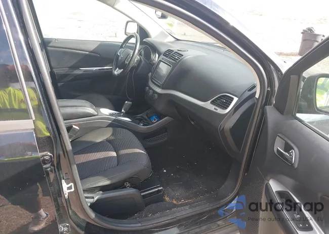 3C4PDDBG7FT739852: 43696175