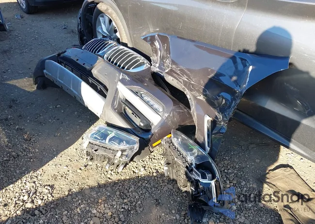 5UXTY5C08M9G03733: 43696204