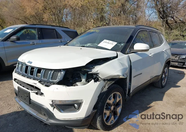 3C4NJDCBXJT299251: 43696226