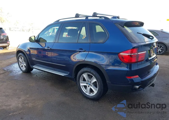 5UXZW0C53CL670608: 43696319