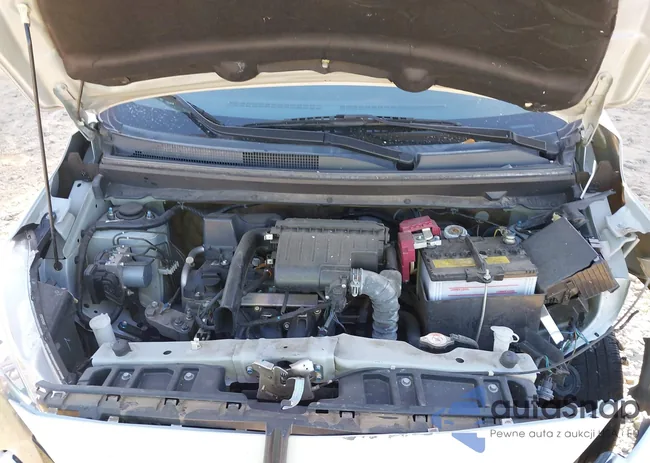 ML32AUHJ4MH008462: 43696572