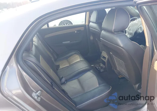 1G1ZE5EB4AF173611: 43696656