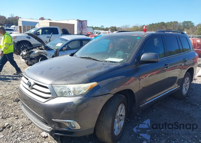 5TDZK3EH6BS039371: 43695809