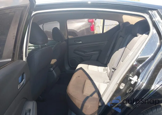 1N4BL4BV1MN350378: 43695979