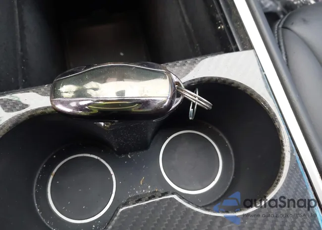 5YJ3E1ECXNF262138: 43696054