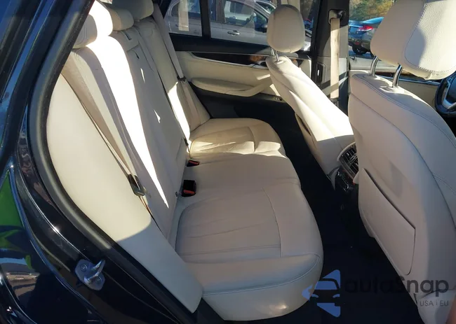 5UXKR2C50H0U19364: 43696071