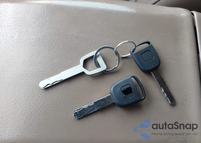 2HKYF18536H509714: 43697154