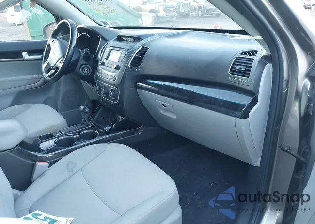 5XYKTCA66FG593774: 43697309