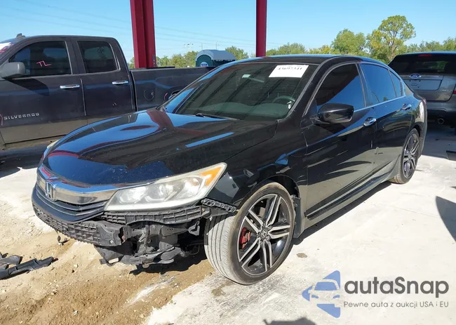 1HGCR2F55HA020625: 43697341