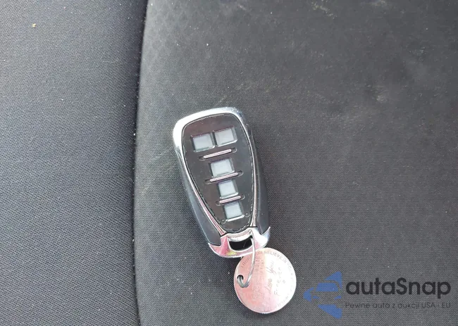 1G1ZE5ST9GF195836: 43697451