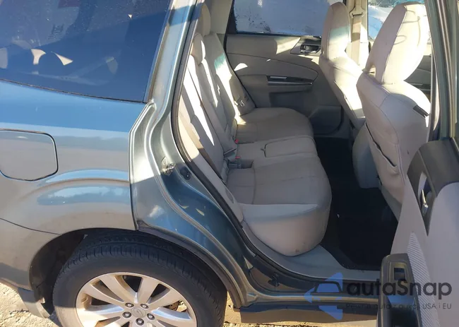 JF2SHADC6CH462968: 43697528